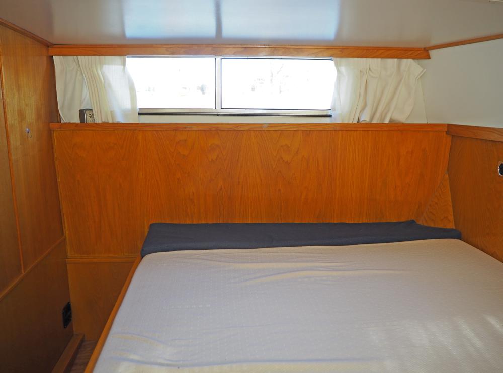 Aft cabin, Accommodation